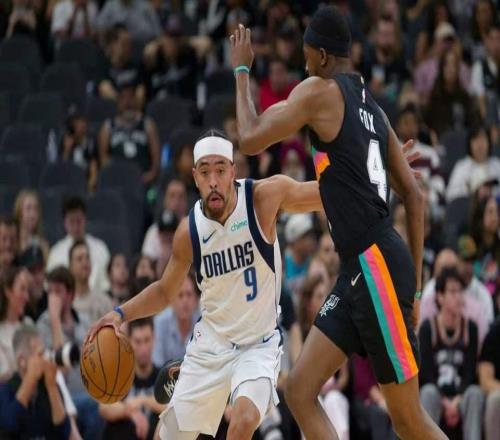 文班復(fù)出40+13！馬刺橫掃獨行俠62勝平隊史第三弗拉格33+6