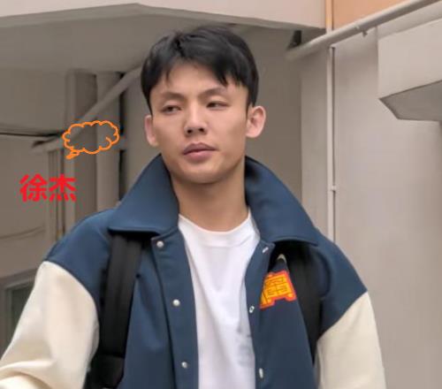 廣東隊(duì)前往杭州！麥考爾笑容滿面，徐杰無(wú)精打采小崔輕松愜意