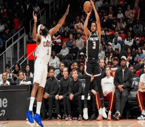 騎士102124負(fù)老鷹，輪休藏鋒或?yàn)榧竞筚惵耠[患