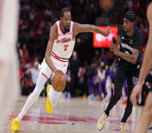 首輪的對手是誰，主動權(quán)在湖人隊手中！對陣火箭，似乎是更好選擇