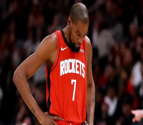 空砍33+7遇包夾就廢，我算是看清了：你就是NBA偽超巨！