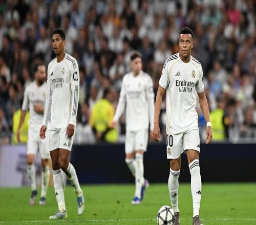 皇馬連續(xù)兩輪西甲丟分，巴薩有機(jī)會(huì)在國(guó)家德比贏球鎖定冠軍