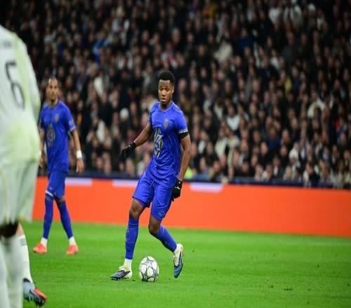 隊(duì)報(bào)：摩納哥想行使法蒂的1100萬(wàn)歐元買(mǎi)斷選項(xiàng)，球員愿意留隊(duì)