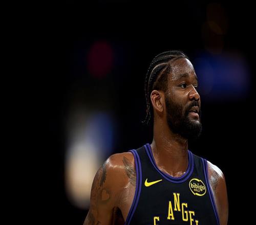 存在感還是比較有限！湖人對于先發(fā)中鋒的使用依然存在一些問題