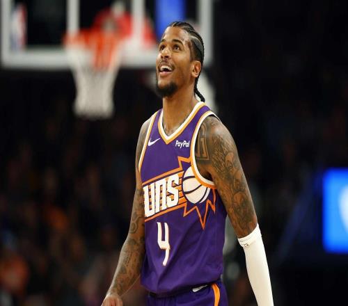 大戰(zhàn)在即，湖人將密切關(guān)注太陽隊(duì)布克和杰倫格林的傷情更新