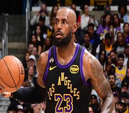 MVP級(jí)數(shù)據(jù)！詹姆斯過去三場比賽場均28分7.7籃板12.7助攻！