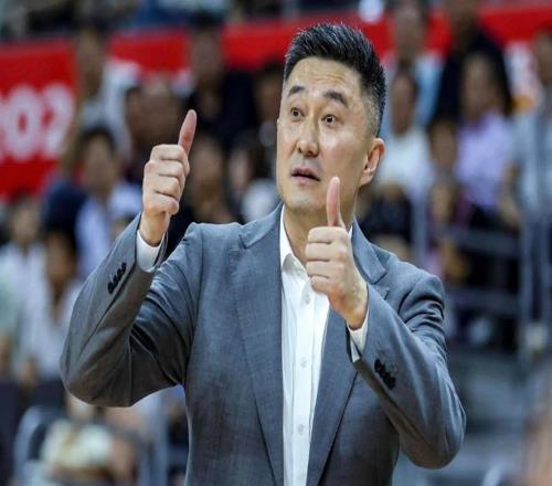 赛季结束后，广东男篮9人合同到期，谁会留下谁会离开