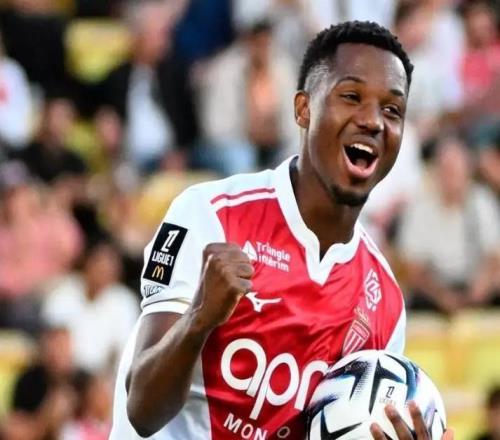 17歲8000萬歐，22歲只剩500萬歐，23歲重生打破個(gè)人單賽季進(jìn)球數(shù)