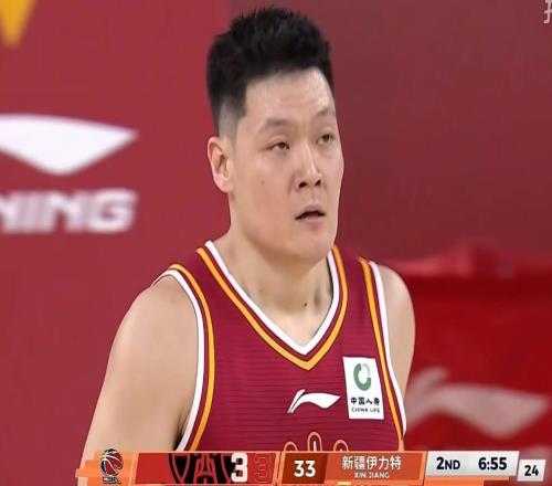 山西男籃險勝新疆，迪亞洛27+10焦海龍15分，新疆兩小將表現(xiàn)亮眼