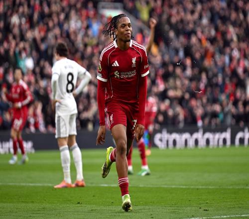 20！17歲天才閃耀，薩拉赫建功，終結(jié)3連敗，利物浦叫板大巴黎