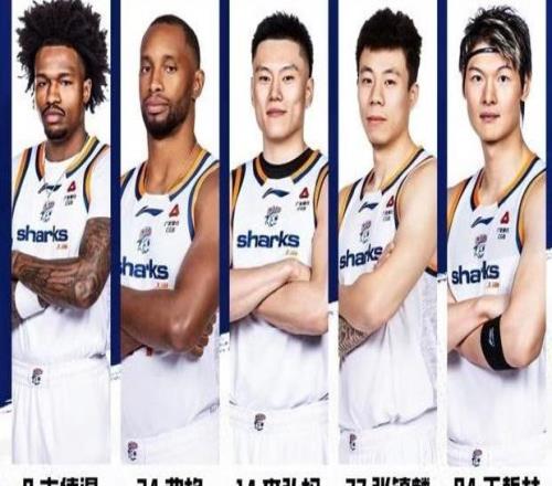 大鯊魚(yú)是冠軍！上海男籃提前4輪奪得CBA常規(guī)賽冠軍