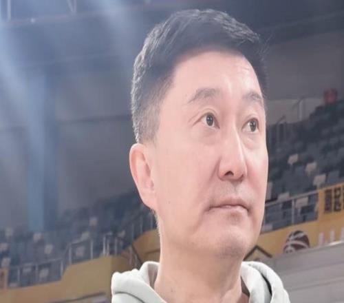 杜鋒：人員不整打廣廈要全力去拼，并不知道有簽新外援的事情
