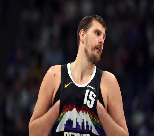 NBA奪冠概率出爐騎士火箭均為1.5%湖人0.2%4隊(duì)超10個(gè)百分點(diǎn)領(lǐng)跑