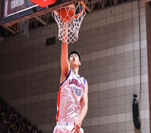 CBA季后賽還剩最后一個(gè)名額！三隊(duì)瘋狂卡位，廣州有望成為大黑馬