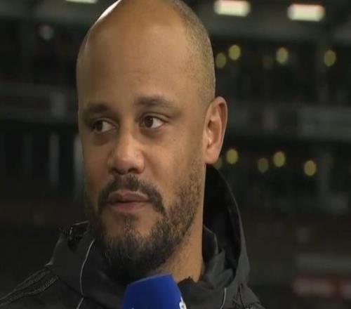 孔帕尼：卡恩讓小鹿放棄世界杯他自己手腳斷了都會(huì)去世界杯