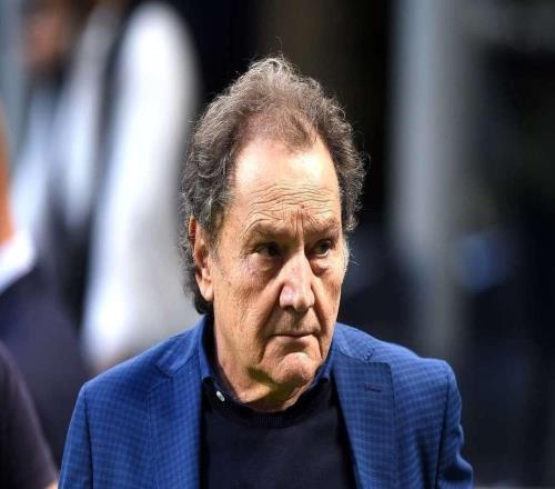 記者：米蘭整個鋒線都有問題，萊奧卻成了球隊輸球的替罪羊