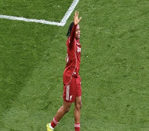 斯洛特：恩古莫哈在變強，他證明了自己為什么獲得了更多機會