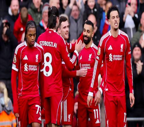 20歐冠折戟回到聯(lián)賽10.2億豪門終結(jié)各項(xiàng)賽事3連敗+聯(lián)賽3輪不勝