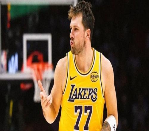 東契奇最新動態(tài)：在斯洛文尼亞陪女兒下階段治療結(jié)束與湖人會合