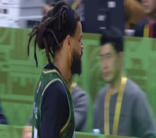 達成了！CBA重磅首秀！你好，頂流說唱巨星！