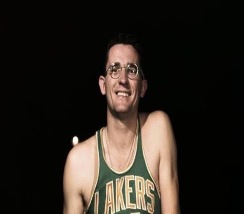 湖人在明尼阿波利斯的5個總冠軍到底該不該屬于湖人