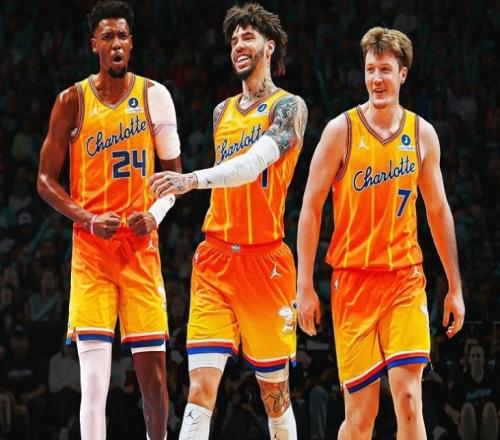 聯(lián)盟第1！聯(lián)盟第2！NBA新水花兄弟誕生，他要搶三分王
