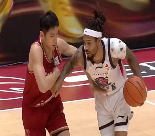 狂輸23分！山東慘敗浙江，這3人徹底隱身，坑哭全隊(duì)！