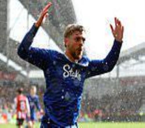 伊戈?duì)柕賮喐?1球掀翻隊(duì)史紀(jì)錄，埃弗頓卻用22證明自己該踢歐