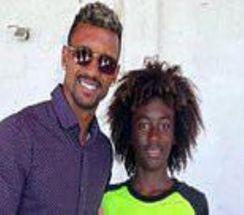 納尼39歲還在踢哈薩克斯坦聯(lián)賽，侄子17歲簽約他老東家