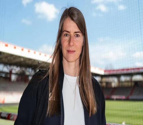 德甲女帥男兵！埃塔執(zhí)教柏林聯(lián)合，成為五大聯(lián)賽首位女性主教練