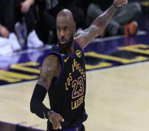 布朗尼爆發！湖人131107勝爵士，詹姆斯18+4+6+3，八村塁22+10+1