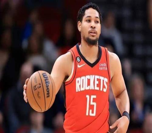 赌一把！曝CBA劲旅签下火箭旧将，曾单场轰35+10+8，少帅等来救星