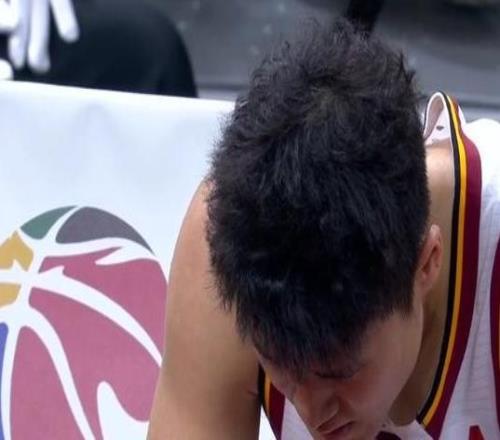 南京vs吉林前瞻：說唱巨星科爾是否登場(chǎng)引關(guān)注吉林欲取勝爭(zhēng)季后賽