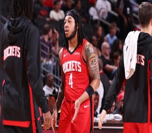 組織能力出色，防守能力不俗，可惜火箭后場新星還是很難得到機(jī)會