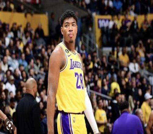 八村塁69%命中率空砍21分，湖人輸球他卻在場贏5分