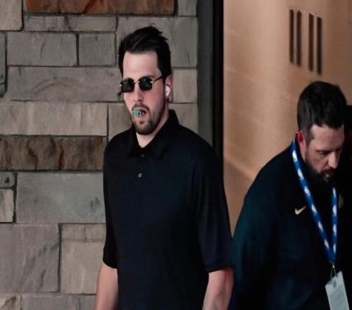 湖人實慘！手握主場優(yōu)勢卻遭預(yù)測爆冷帕金斯：不如讓東契奇報銷