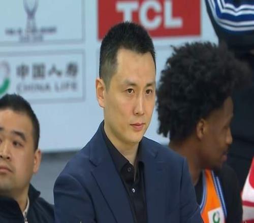 15投12鐵坑慘許利民！北京4外援白費，主場爆冷揪出罪人不是周琦