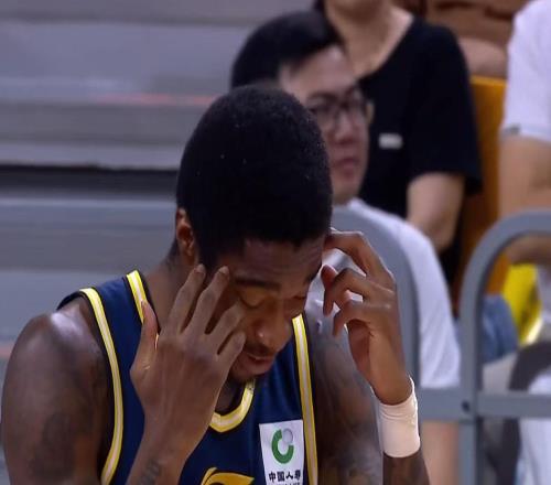 確認(rèn)了！廣東隊(duì)被迫裁掉薩姆納，朱芳雨將簽下第五名大外援