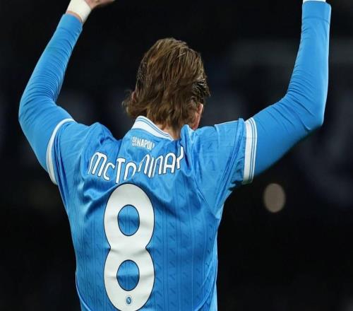 麥克托米奈近兩個(gè)賽季意甲進(jìn)20球，五大聯(lián)賽中場(chǎng)僅次于帕爾默