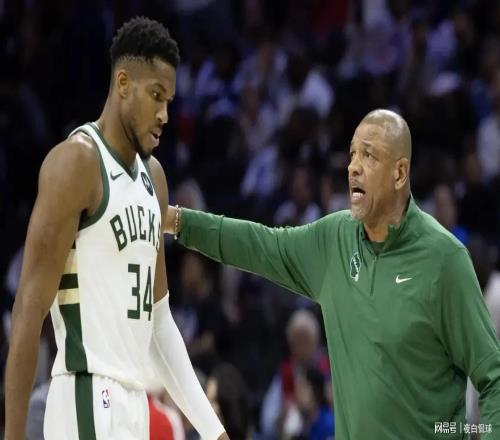 雄鹿更衣室徹底決裂！里弗斯下課，只是雄鹿大地震的開(kāi)始