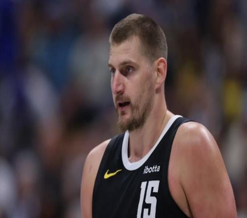 約基奇常規賽數據：連續兩賽季場均三雙，籃板助攻均聯盟第一