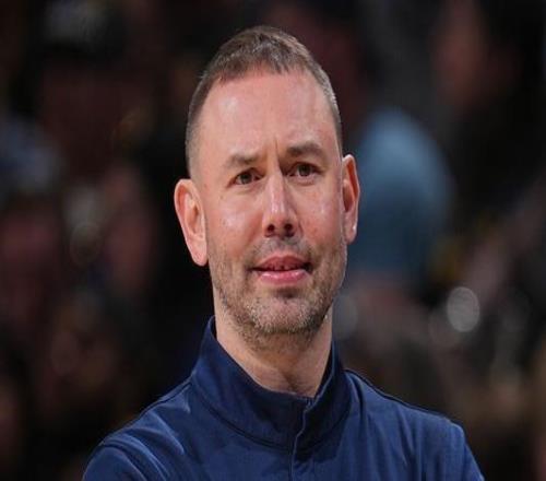 歷史首對！阿德爾曼父子均以主帥身份取得50+勝場賽季