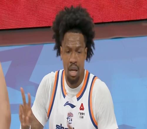 CBA排名又亂了！北京男籃前四危險，廣東雙殺衛(wèi)冕冠軍，暫回第三