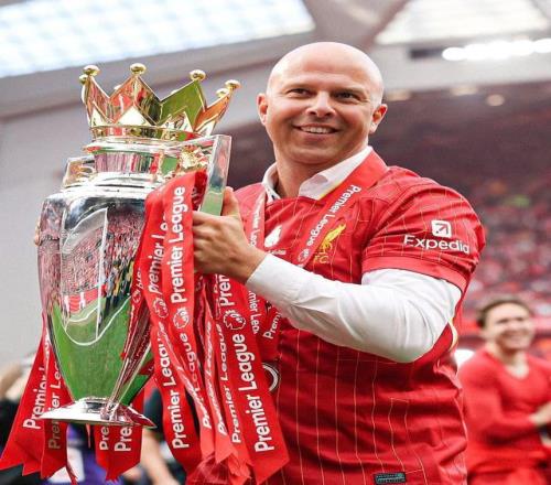 利物浦花1.1億打造的"Slotball"，8個(gè)月就把冠軍班底練廢了