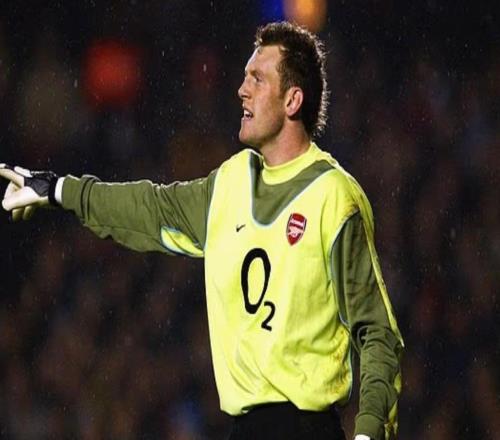 前阿森納門將格雷厄姆斯塔克：我曾向隊友出售假的Gucci包包