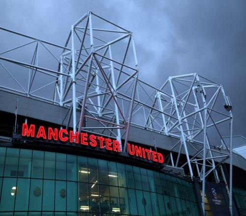 曼聯(lián)球迷追了3年歐冠直播，發(fā)現(xiàn)最便宜方案藏在BBC里