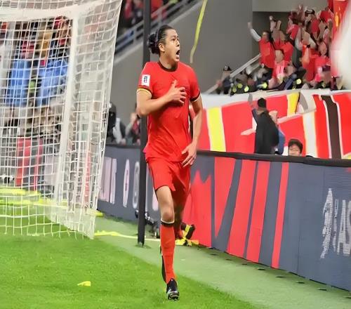 國安新帥膽子真大！本輪直接讓狀態出色坐在板凳席，球迷直言意外