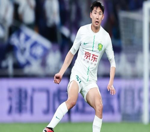 一場(chǎng)1：2讓國(guó)足迎來利好3大國(guó)腳同時(shí)爆發(fā)邵佳一喜獲鋒線3大猛將