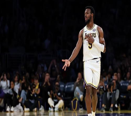 越打越好了！說不定布朗尼會(huì)成為湖人季后賽一些場(chǎng)次中的奇兵