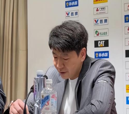 山東輸遼籃揪出兩大廢材！兩主力合砍0分+兩項命中率0%，坑慘邱彪